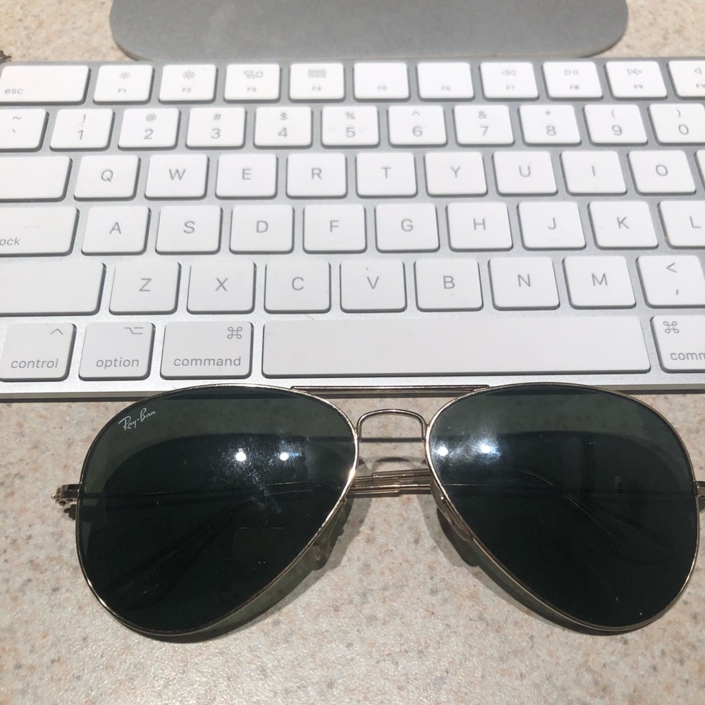 Ray Ban Aviator Sunglasses!!